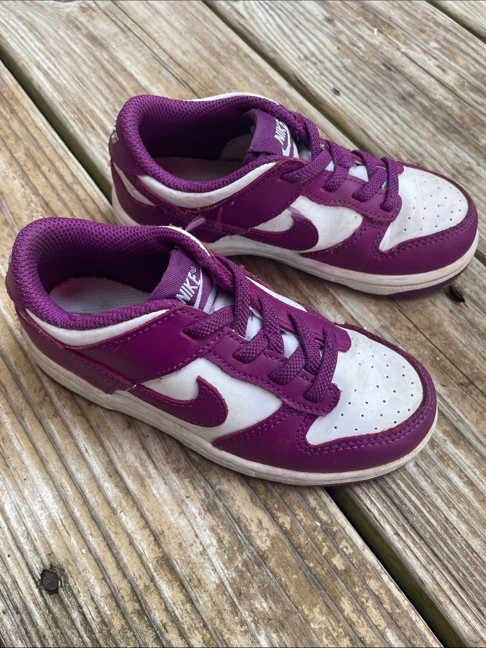 Nike Kids Purple White Low Top Sneakers Shoes Size 10C